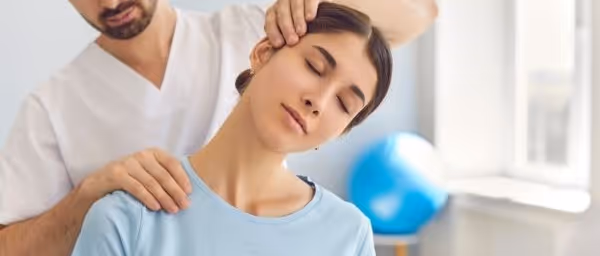Chiropractie pour Professionnels Actifs à Paris - Prévention des douleurs cervicales